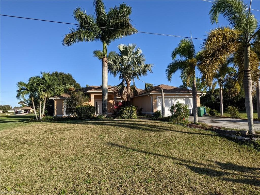 415 SW 29th PL CAPE CORAL, FL 33991