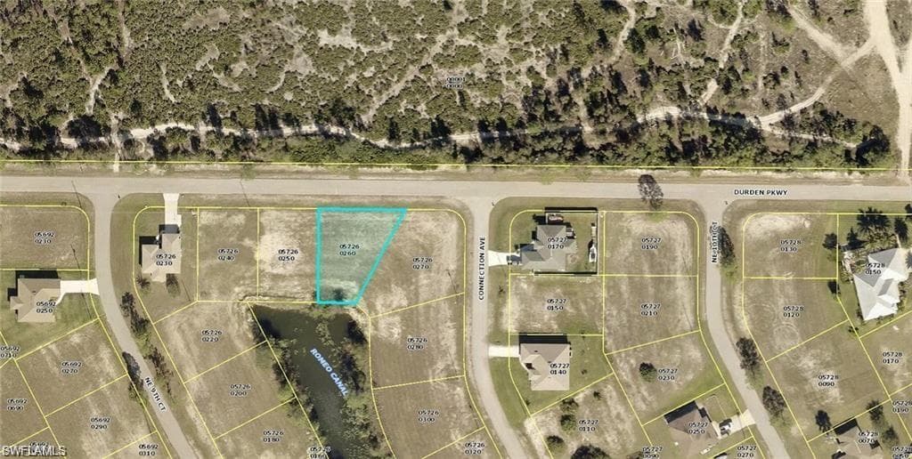 924 Durden PKY CAPE CORAL, FL 33909
