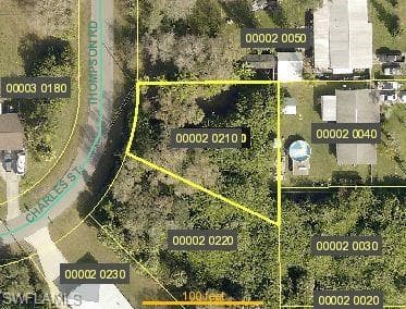 2421 Thompson RD ALVA, FL 33920