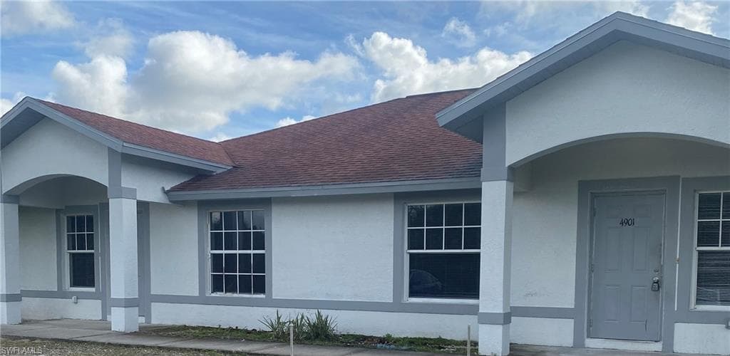 4901 Golfview BLVD LEHIGH ACRES, FL 33973