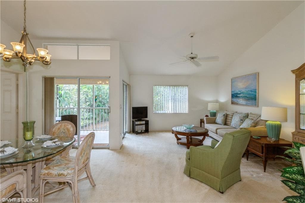 2810 Citrus Lake DR U-202 NAPLES, FL 34109
