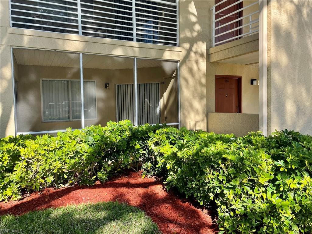 3160 Seasons WAY 706 ESTERO, FL 33928