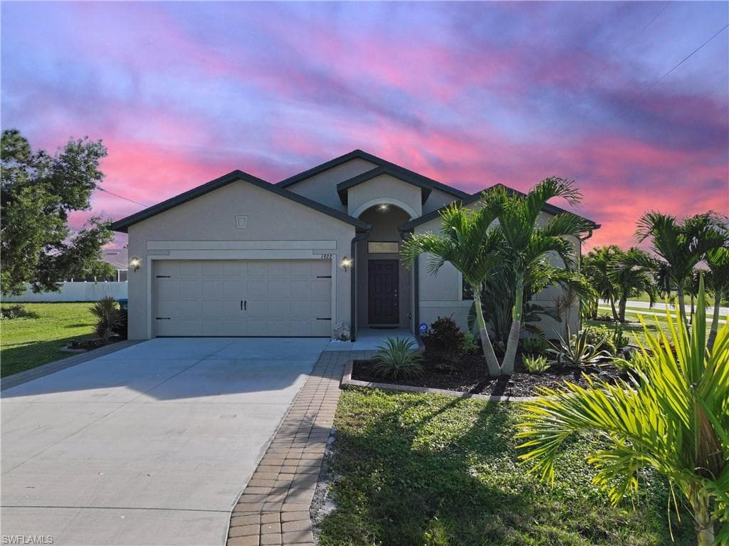 1922 SW 26th TER CAPE CORAL, FL 33914
