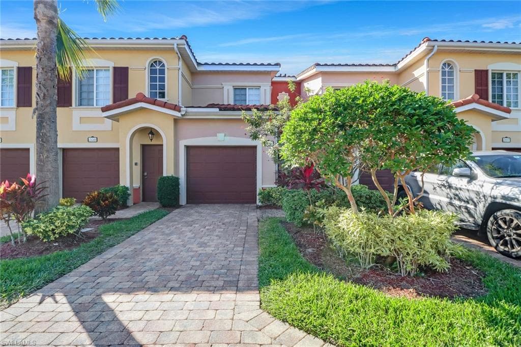 10101 Villagio Palms WAY 106 ESTERO, FL 33928