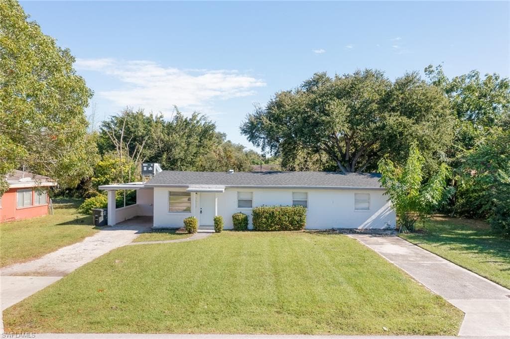 1517 Bert DR FORT MYERS, FL 33916