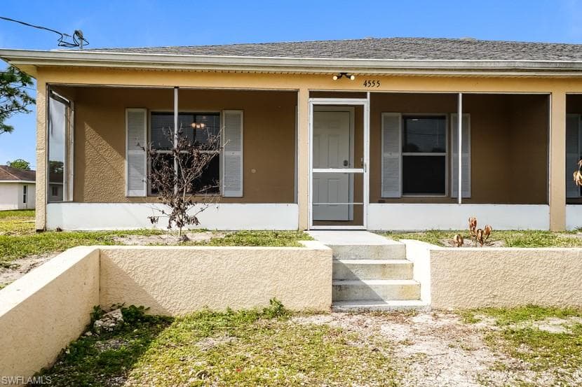 4555 Golfview BLVD LEHIGH ACRES, FL 33973