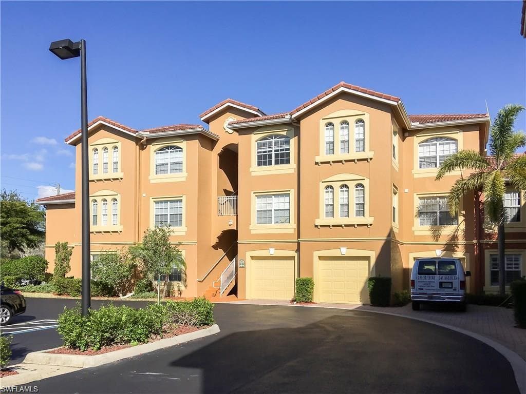 15605 Ocean Walk CIR 202 FORT MYERS, FL 33908