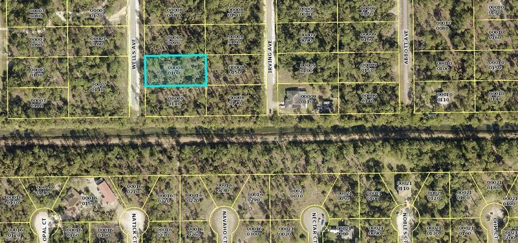 4 Wells AVE LEHIGH ACRES, FL 33936