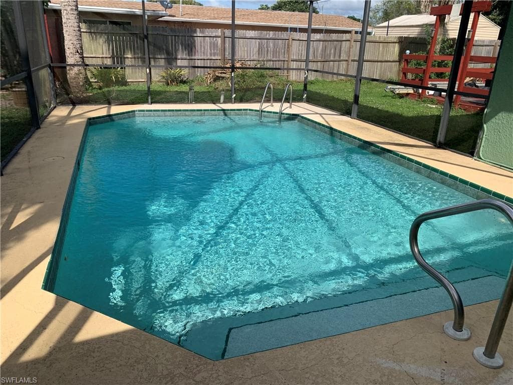 303 Penn RD W LEHIGH ACRES, FL 33936