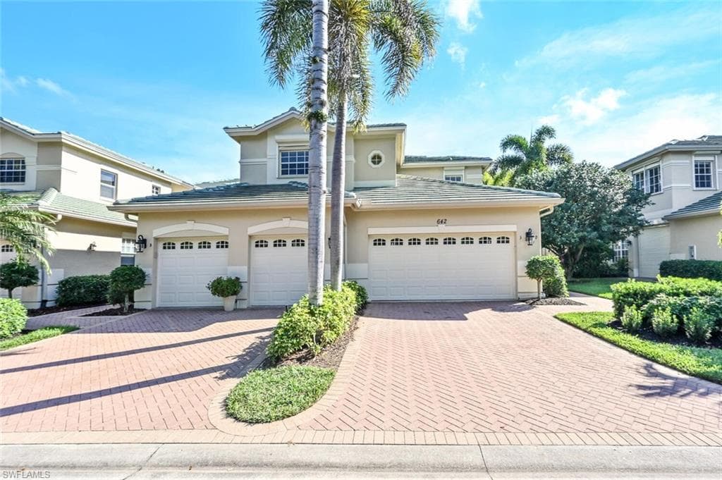 642 Vintage Reserve CIR 3-D NAPLES, FL 34119