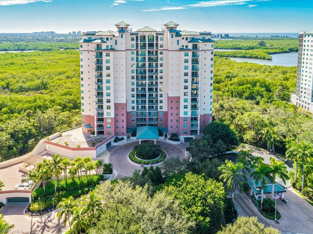 445 Cove Tower DR 1004 NAPLES, FL 34110