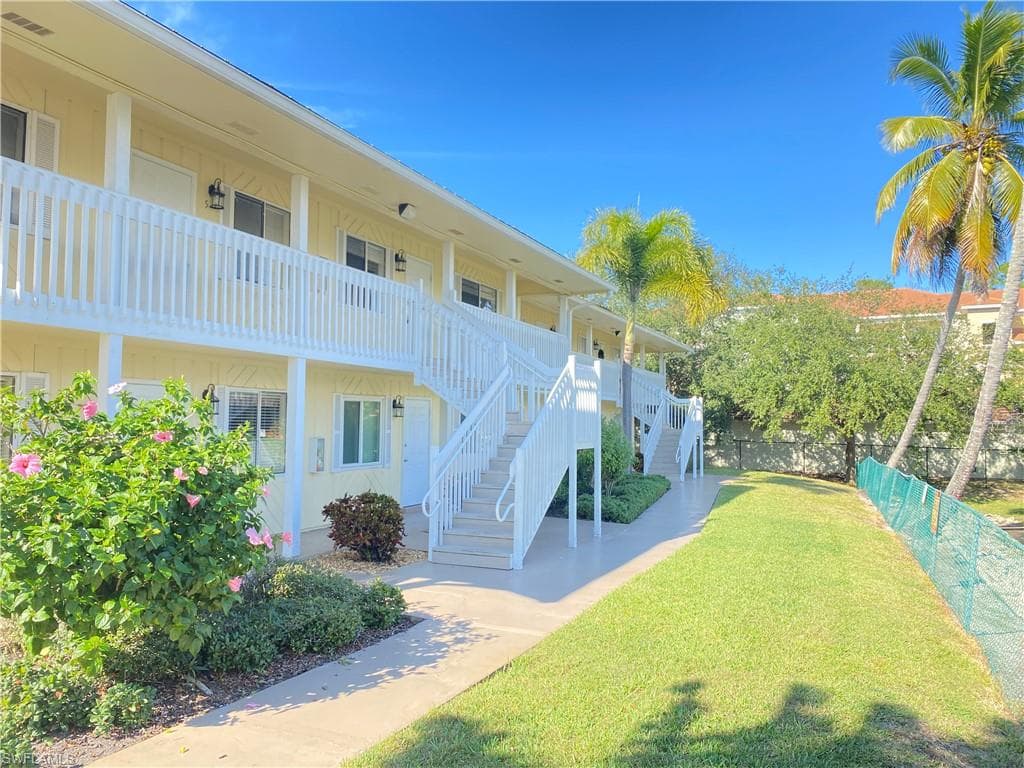 4607 Bayshore DR K6 NAPLES, FL 34112