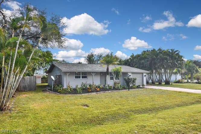 5555 Clara DR FORT MYERS, FL 33919
