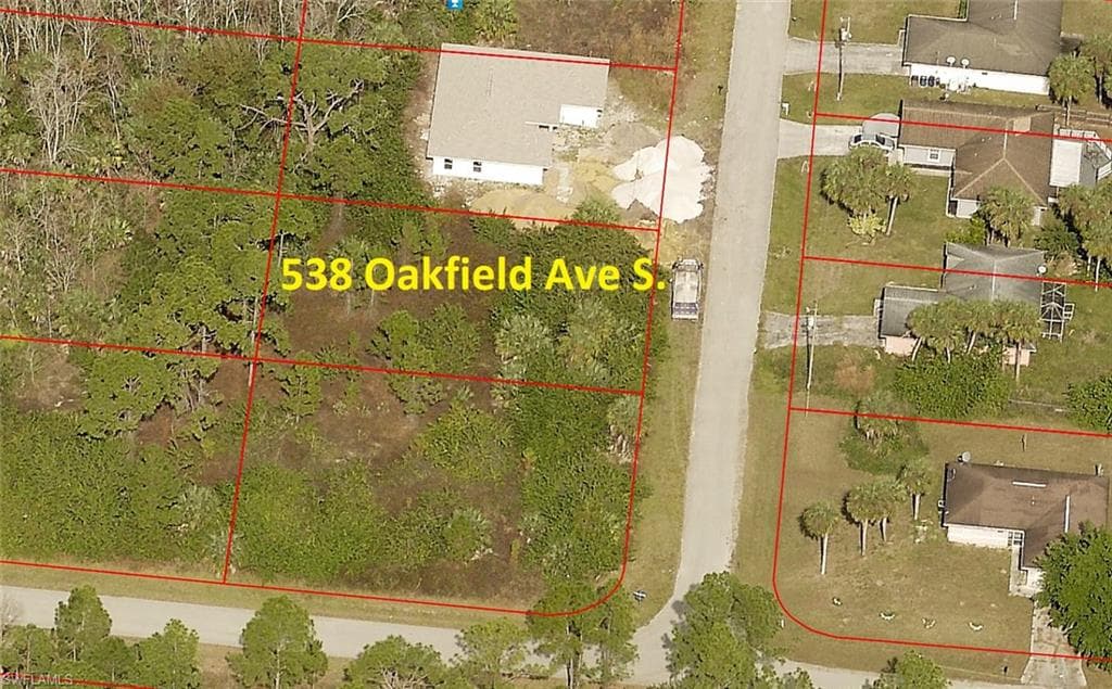 538 Oakfield AVE S LEHIGH ACRES, FL 33974