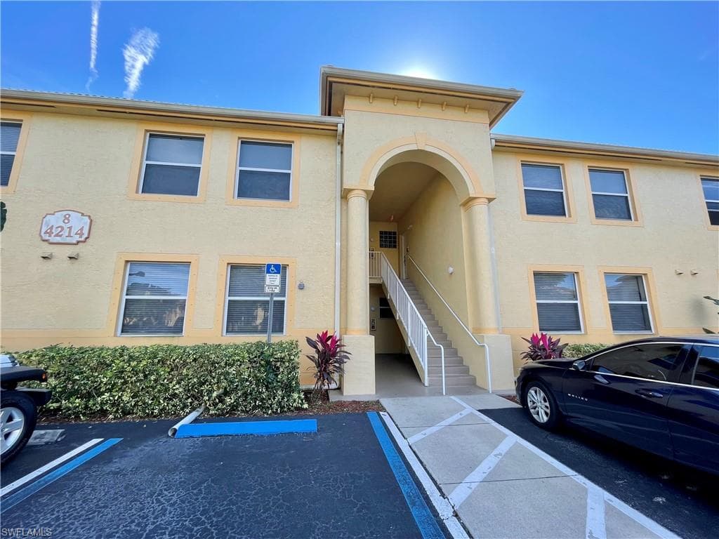 4214 Bellasol CIR 814 FORT MYERS, FL 33916