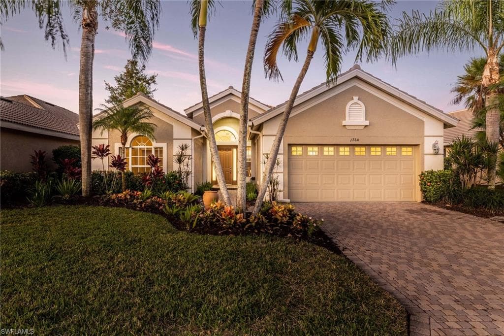 1760 Winding Oaks WAY NAPLES, FL 34109