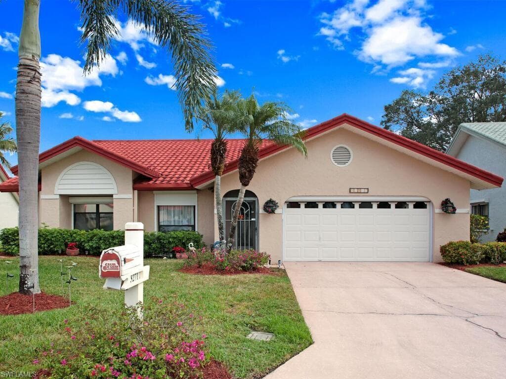 13271 Oak Hill LOOP FORT MYERS, FL 33912
