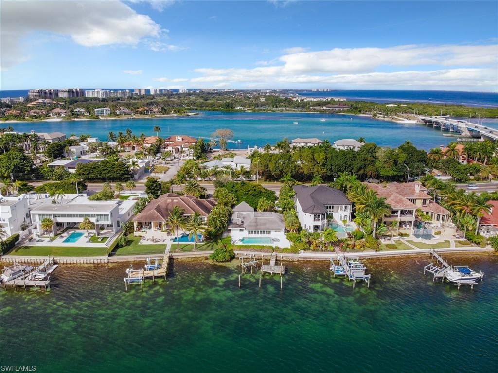 1410 John Ringling PKY SARASOTA, FL 34236