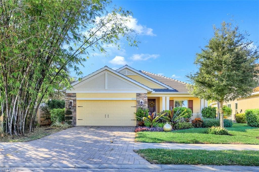 3771 Canopy CIR NAPLES, FL 34120
