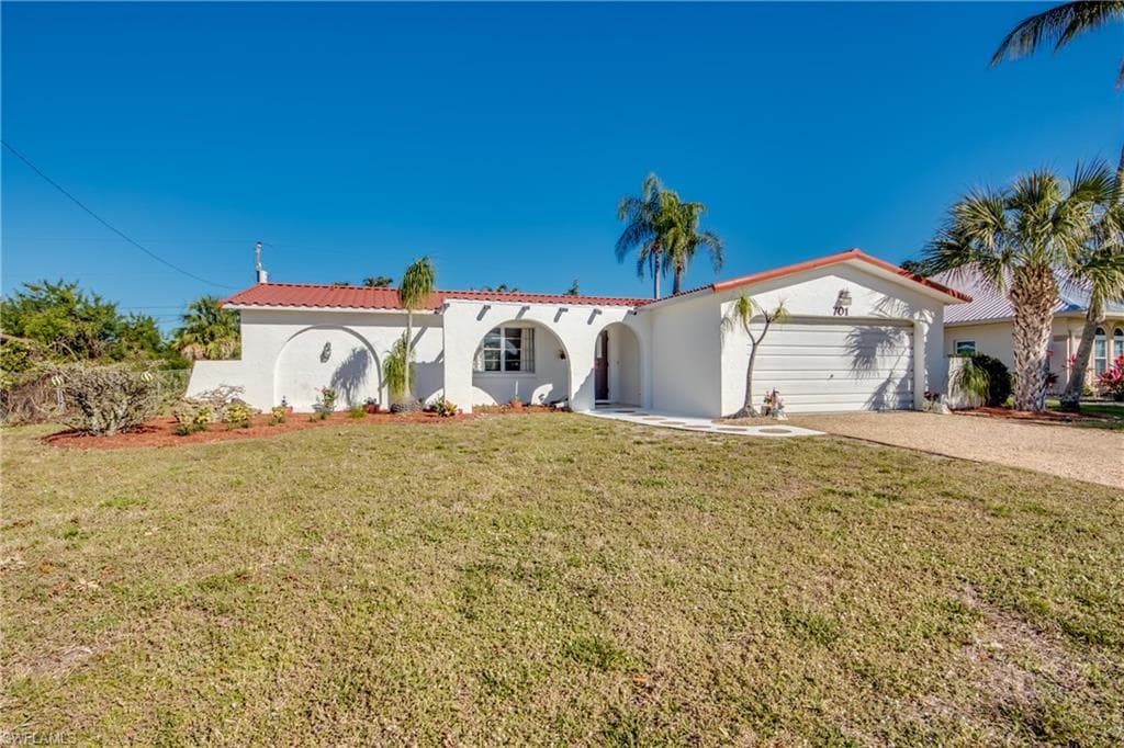 701 SE 34th ST CAPE CORAL, FL 33904