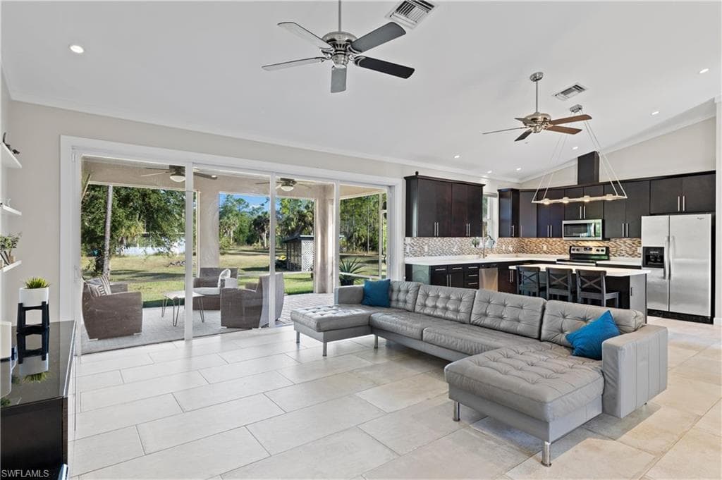 271 12th AVE NE NAPLES, FL 34120