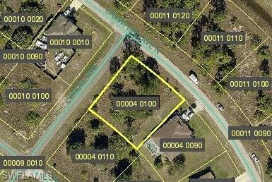 1919 Crawford Ave N LEHIGH ACRES, FL 33971