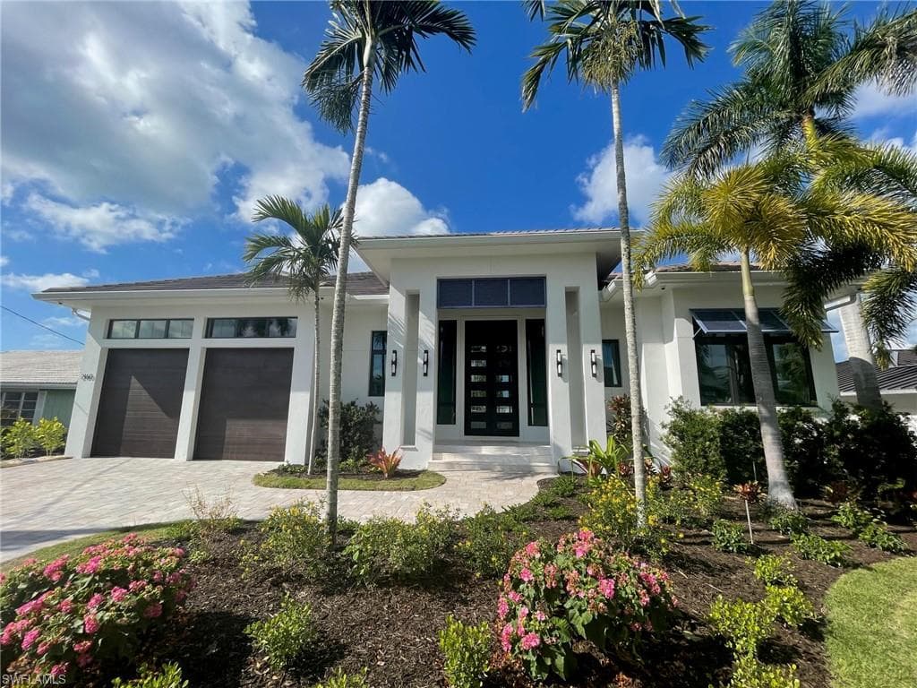 2160 Snook DR NAPLES, FL 34102