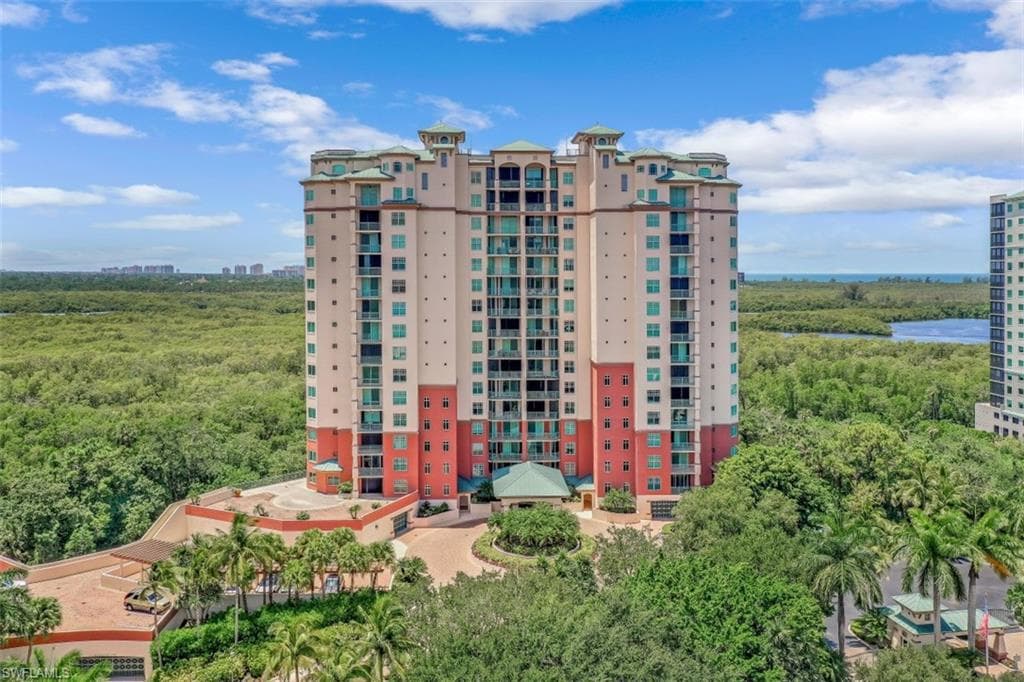 445 Cove Tower DR 902 NAPLES, FL 34110