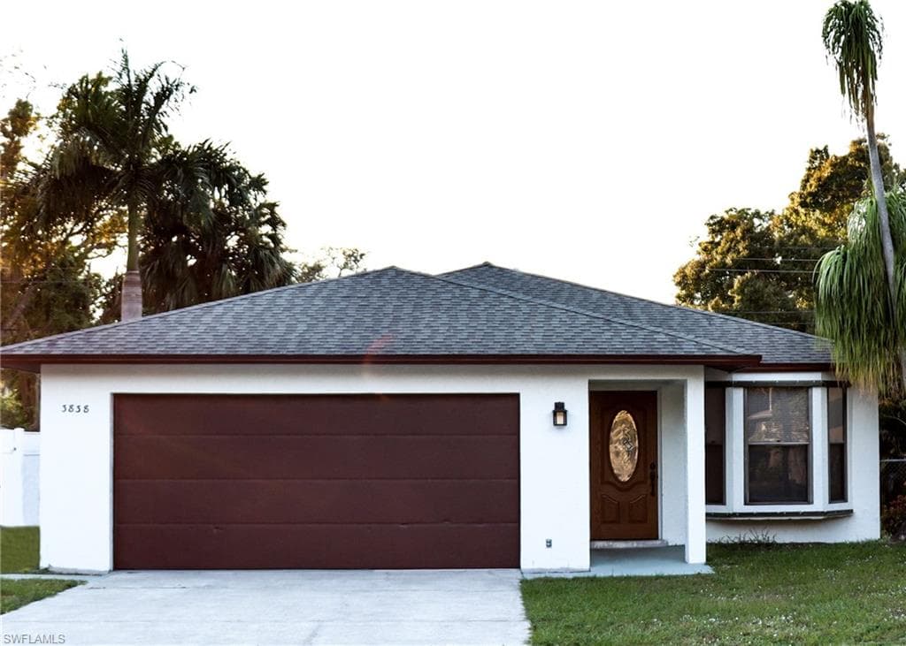 3838 Deleon ST FORT MYERS, FL 33901