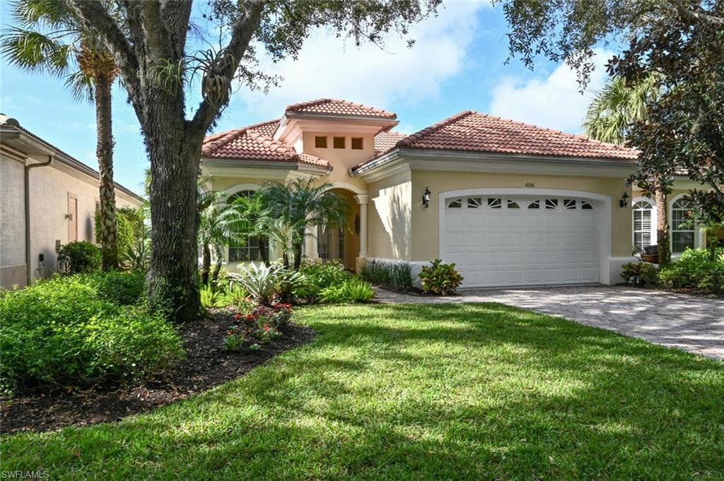 4096 Kensington High ST NAPLES, FL 34105