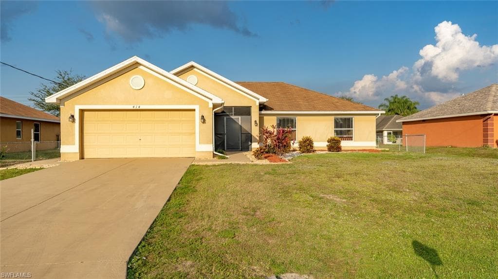 414 Willowbrook DR LEHIGH ACRES, FL 33972