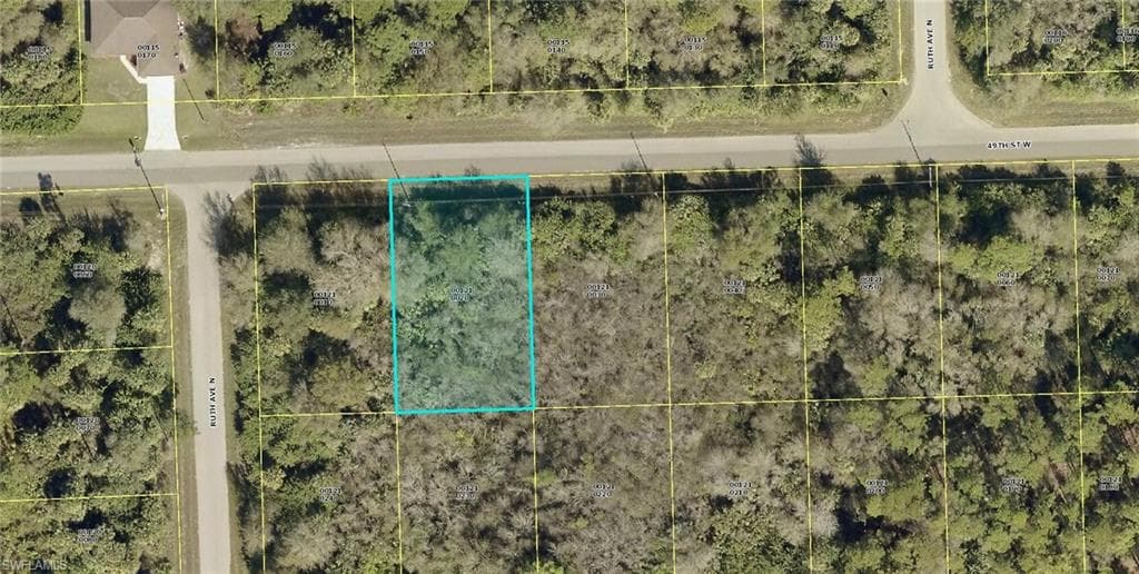 3305 49th ST W LEHIGH ACRES, FL 33971