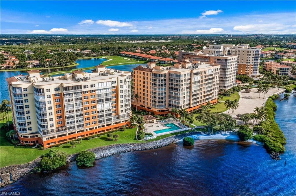 14200 Royal Harbour CT 302 FORT MYERS, FL 33908