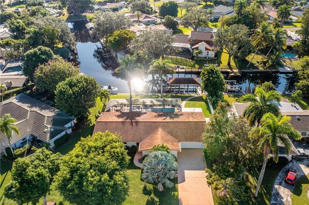 5815 Riverside LN FORT MYERS, FL 33919