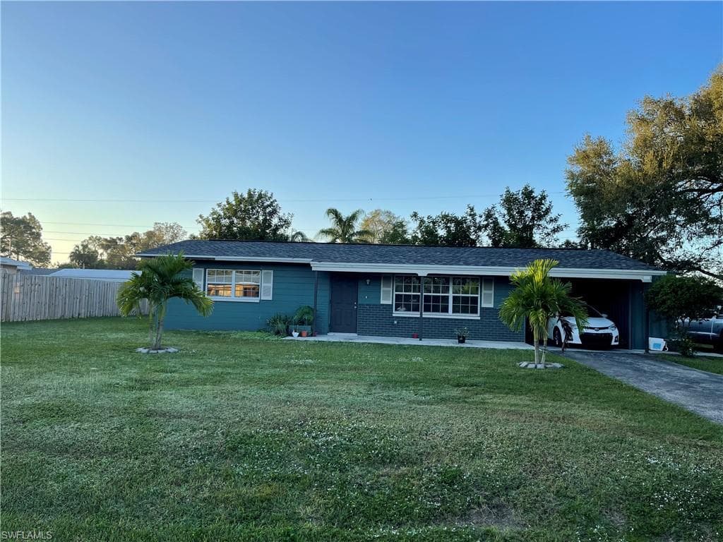502 E Jasmine RD LEHIGH ACRES, FL 33936