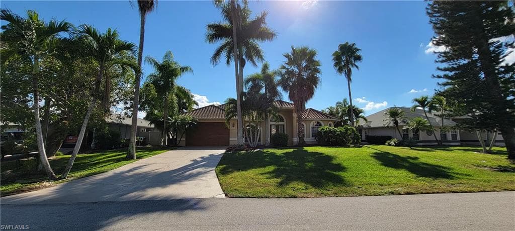 2046 SE 20th LN CAPE CORAL, FL 33990