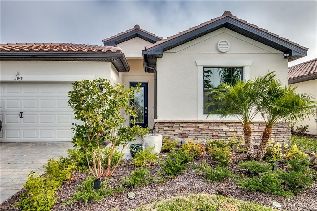 11967 Arbor Trace DR FORT MYERS, FL 33913