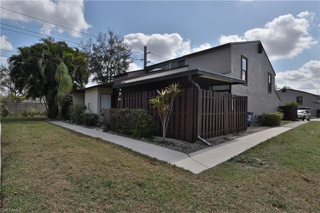 12935 Sandpoint CT FORT MYERS, FL 33919