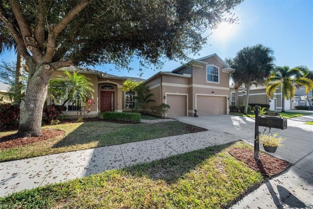 353 Sweet Bay LN NAPLES, FL 34119