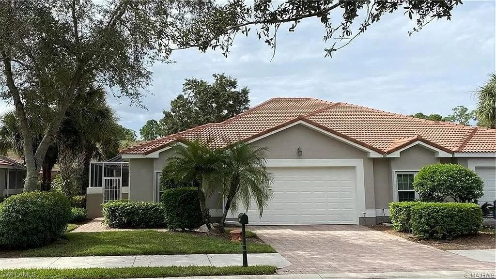 3931 Recreation LN NAPLES, FL 34116