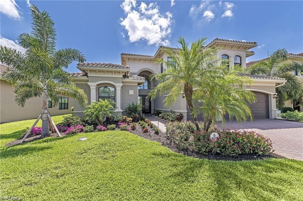 3268 Atlantic CIR NAPLES, FL 34119