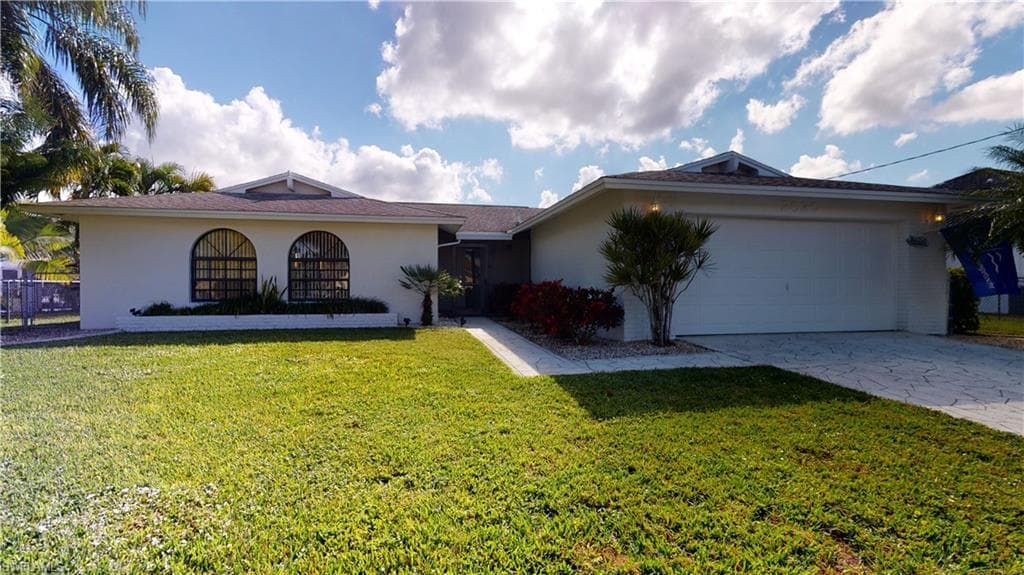 2020 SE 20th LN CAPE CORAL, FL 33990