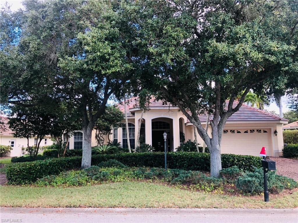 6766 Mill Run CIR NAPLES, FL 34109