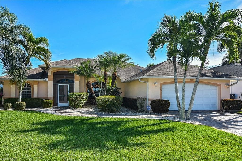 325 NE 19th PL CAPE CORAL, FL 33909