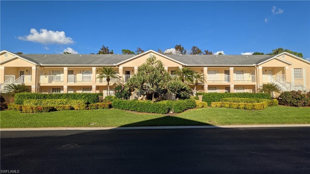 774 Wiggins Lake DR 102 NAPLES, FL 34110