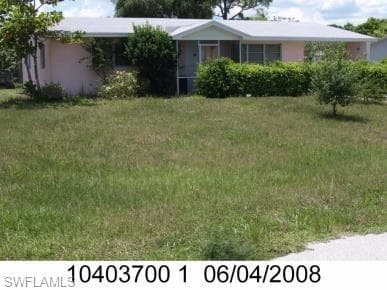 422 Canyon DR S LEHIGH ACRES, FL 33936