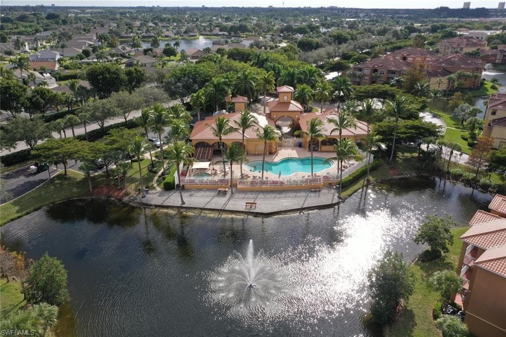 15585 Ocean Walk CIR 103 FORT MYERS, FL 33908