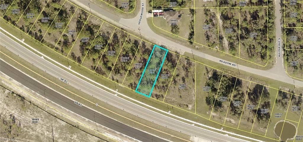 2544 Meadow RD LEHIGH ACRES, FL 33974