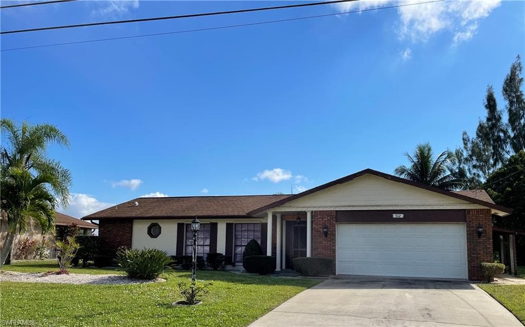 512 SE 16th TER CAPE CORAL, FL 33990