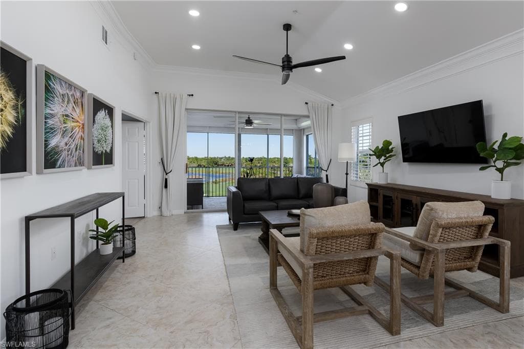 4120 Bayhead DR 306 BONITA SPRINGS, FL 34134
